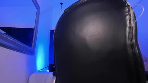 Momo  online show from May 21, 4:52 am