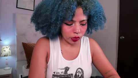 Momo  online show from May 18, 3:49 am