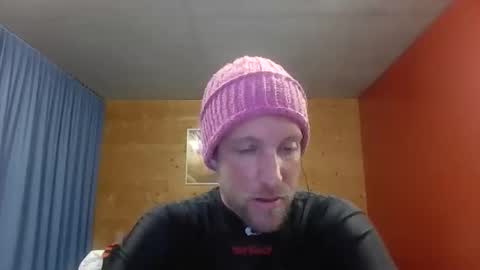 moms_little_monster online show from February 9, 3:26 pm