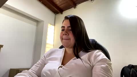 Mona online show from January 29, 3:58 pm