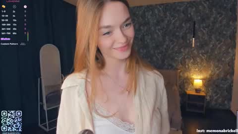 Mona online show from November 16, 8:11 pm