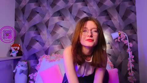 Mona online show from November 28, 4:25 pm