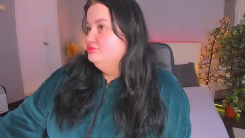 Monica online show from February 3, 6:22 am