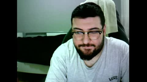 Mert online show from December 12, 7:52 am