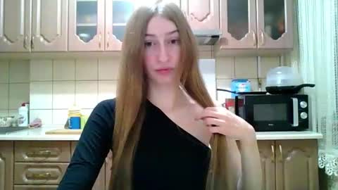 Monica online show from March 6, 10:20 pm