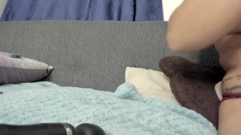 monicawalker2 online show from November 20, 5:39 am