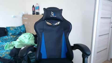 Stella Wormy online show from February 13, 11:24 am