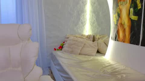 Ask me online show from February 18, 6:02 am