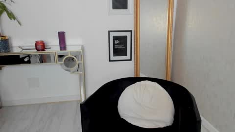 Alessia online show from October 1, 11:53 am