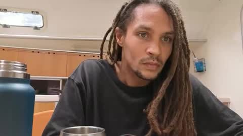 Monk and Mia online show from November 8, 10:51 am