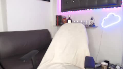 simon dice online show from March 8, 7:31 pm