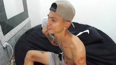 monkeyd_66 online show from February 1, 10:26 am