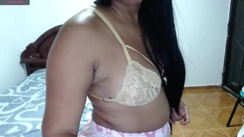 Monserrat online show from May 4, 4:30 am