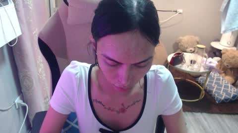 ELYSE A SIMPLE GIRL online show from September 21, 2:43 pm