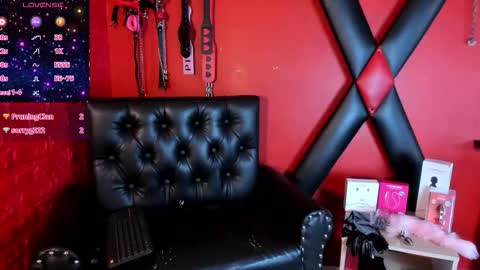 Monttserratt online show from November 22, 7:45 pm