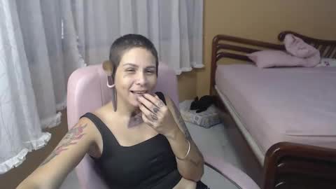 Luna online show from October 9, 8:25 pm