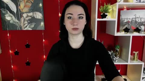 Diana online show from December 17, 2:33 pm