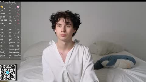 moon_gloww online show from February 11, 8:18 am