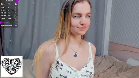 moon_puzzles online show from December 13, 7:53 pm