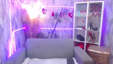 Charlotte online show from November 18, 8:56 pm