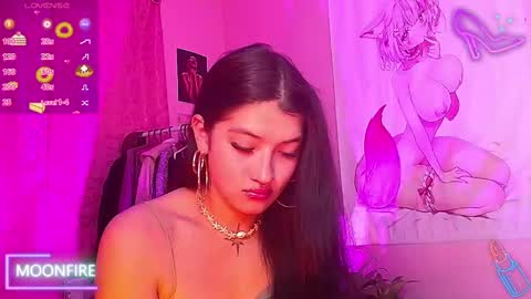 Snapshot of moonfiredance chatting on October 4, 8:12 am Nicky  online show from October 4, 8:12 am