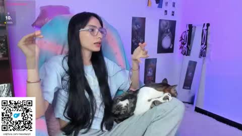 MOON  online show from October 25, 6:24 am