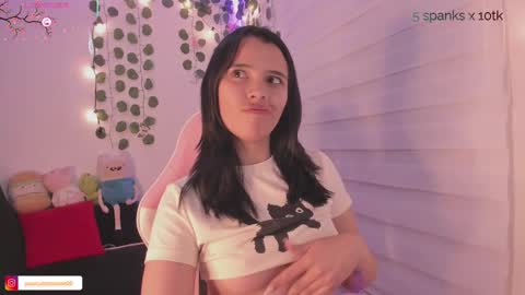 moonliight__ online show from March 11, 12:54 am