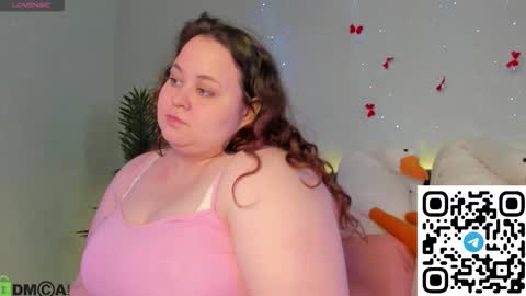 Adele online show from March 21, 9:25 am