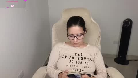 Moon Woman online show from November 21, 6:17 pm