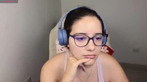 Moon Woman online show from December 16, 4:41 am