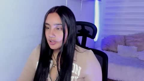 morena_rodriguez_9 online show from January 15, 9:12 pm