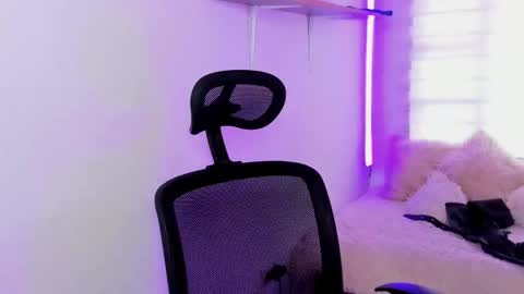 morena_rodriguez_9 online show from November 4, 7:26 pm