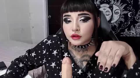 Morgan Moon online show from November 30, 10:50 pm