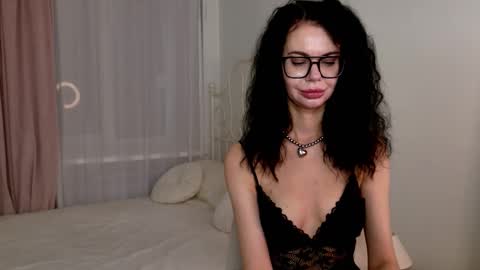 Snapshot of morgenstern__ chatting on September 21, 7:12 am morgenstern__ online show from September 21, 7:12 am