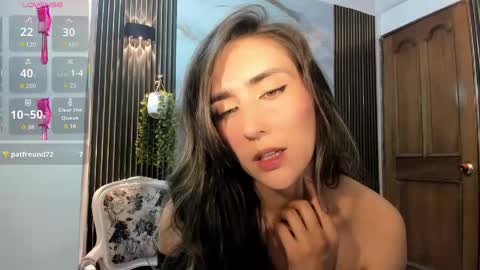 Moriah online show from April 14, 7:50 pm