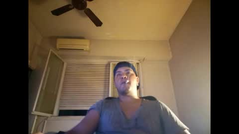 Snapshot of morocho777 chatting on March 5, 4:02 am Bruno online show from March 5, 4:02 am