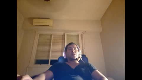 Snapshot of morocho777 chatting on March 7, 5:40 am Bruno online show from March 7, 5:40 am