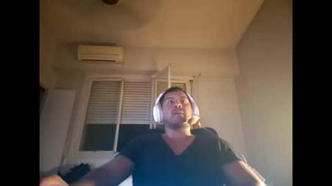 Snapshot of morocho777 chatting on February 28, 4:32 am Bruno online show from February 28, 4:32 am