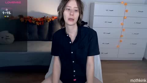 Snapshot of mothkink chatting on October 23, 6:09 pm mothkink Moth - online show from October 23, 6:09 pm