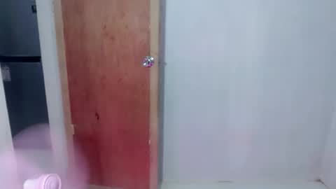 mouiline_rouge69 online show from January 9, 6:41 am