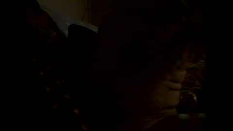 Snapshot of mowgli1977 chatting on February 21, 4:37 pm mowgli1977 online show from February 21, 4:37 pm