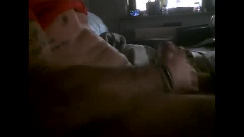 Snapshot of mowgli1977 chatting on October 15, 7:32 am mowgli1977 online show from October 15, 7:32 am