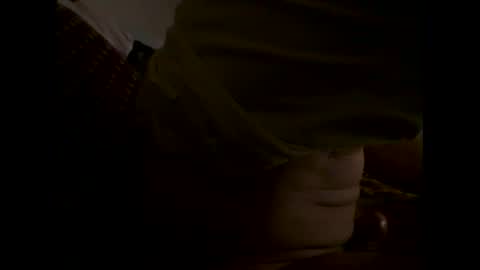 Snapshot of mowgli1977 chatting on March 10, 9:34 am mowgli1977 online show from March 10, 9:34 am