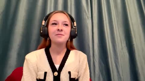 Jenny online show from October 26, 2:29 pm