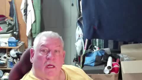 mr_canoe_licker_69 online show from February 23, 12:48 pm