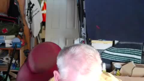 mr_canoe_licker_69 online show from January 24, 6:35 pm