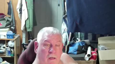 mr_canoe_licker_69 online show from February 22, 11:13 pm