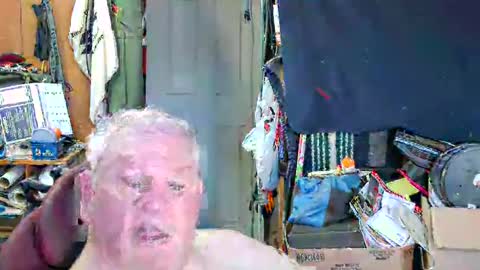 mr_canoe_licker_69 online show from March 9, 2:43 pm