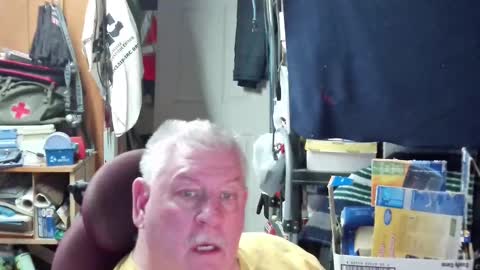 mr_canoe_licker_69 online show from January 31, 8:12 pm