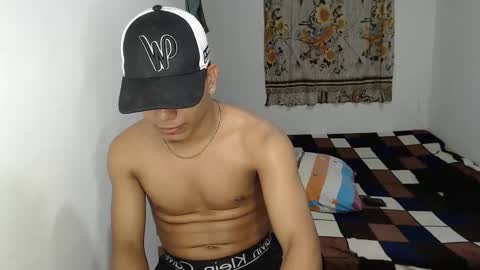 mr_cock_28 online show from January 26, 7:53 am